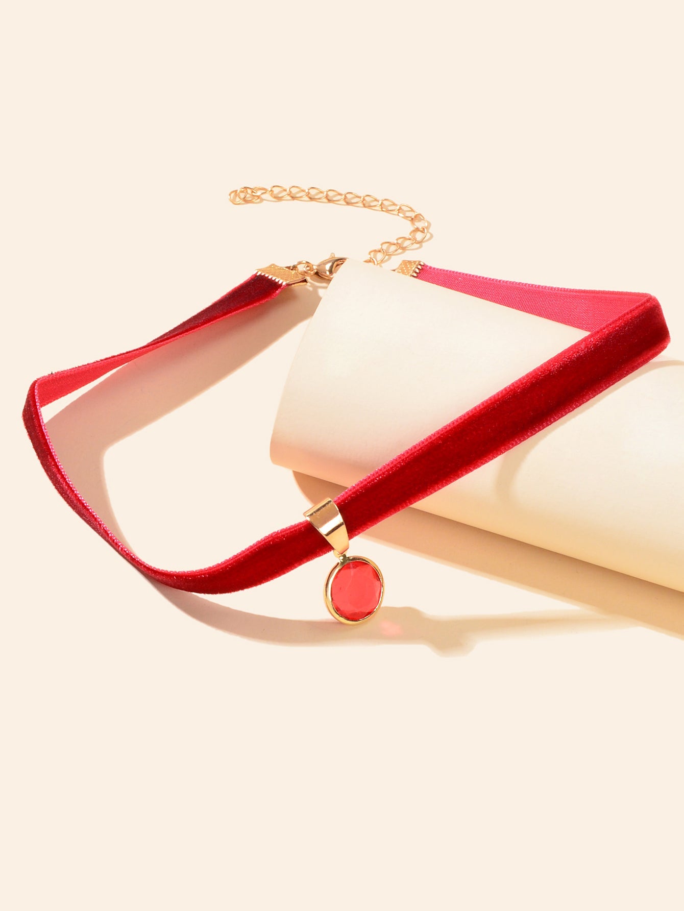 Retro Accessories Red Velvet Round Charm Choker Collar Necklace Festival Jewelry